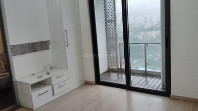 Bedroom Image of 1800 Sq.ft 4 BHK Apartment / Flat for sale in Lodha New Cuffe Parade, Sion Mumbai for Rs. 68000000