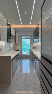 Kitchen Image of 600 Sq.ft 2 BHK Apartment / Flat for sale in Empire Fairmont, Borivali West Mumbai for Rs. 15000000