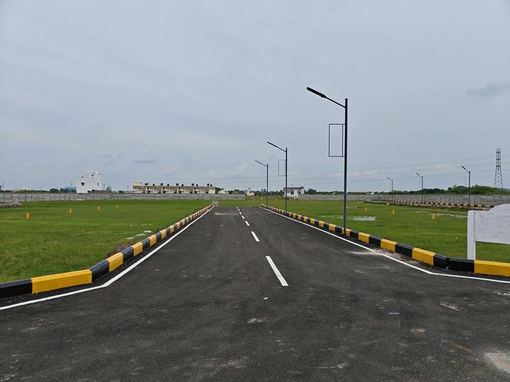 Padappai Main Image 1