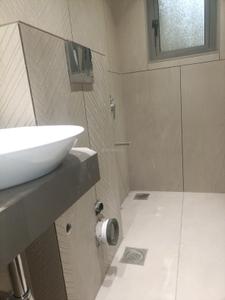 Common Bathroom Image of 4000 Sq.ft 4 BHK Apartment / Flat for sale in Shah Heights, Kharghar Navi Mumbai for Rs. 70000000