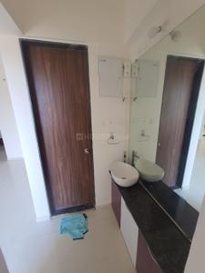 Image of 950 Sq.ft 2 BHK Apartment / Flat for sale in Ravinanda Skylights, Wagholi, Pune for Rs. 6000000
