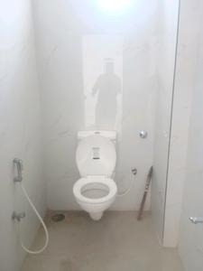 Common Bathroom Image of 1431 Sq.ft 3 BHK Apartment / Flat for sale in Bandlaguda Jagir Hyderabad for Rs. 11500000
