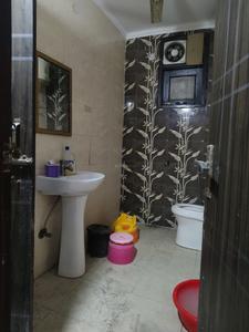 Common Bathroom Image of 1000 Sq.ft 2 BHK Builder Floor for rent in Said-Ul-Ajaib New Delhi for Rs. 26000