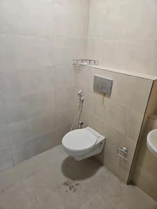 Common Bathroom Image of 2100 Sq.ft 3 BHK Apartment / Flat for rent in Piramal Mahalaxmi Central Tower 2, Worli Mumbai for Rs. 311000
