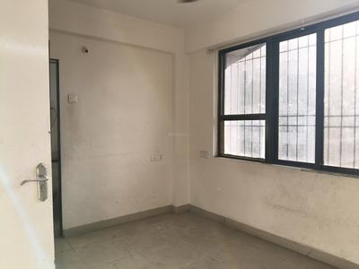 Bedroom Image of 805 Sq.ft 2 BHK Apartment / Flat for rent in Colaba Mumbai for Rs. 110000