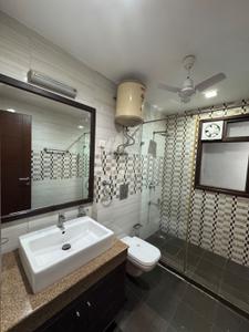 Bathroom Image of 1800 Sq.ft 3 BHK Builder Floor for sale in Greater Kailash New Delhi for Rs. 51000000