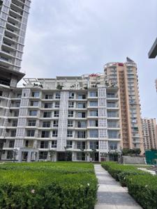 Image of 2440 Sq.ft 3 BHK Apartment / Flat for sale in Godrej Palm Retreat 1, Sector 150, Noida for Rs. 35000000