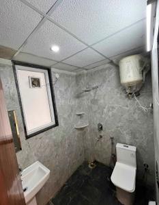 Lanco Hills Apartments Bathroom 1