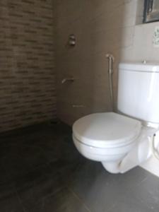 Common Bathroom Image of 1050 Sq.ft 2 BHK Apartment / Flat for sale in Ambrosia Alley, Hadapsar Pune for Rs. 10800000