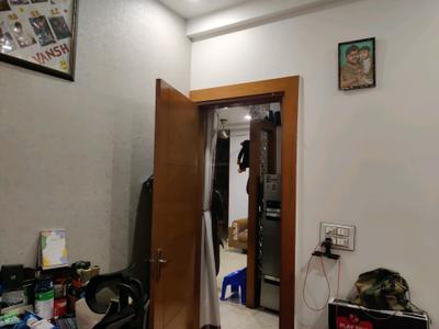 Bedroom Image of 1300 Sq.ft 3 BHK Builder Floor for sale in Indirapuram Ghaziabad for Rs. 11000000