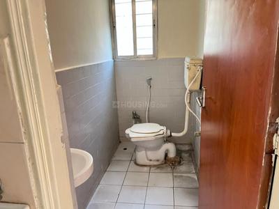 Bathroom Image of 1290 Sq.ft 3 BHK Apartment / Flat for sale in New Alipore Kolkata for Rs. 9000000