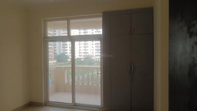 Bedroom Image of 1835 Sq.ft 3.5 BHK Apartment / Flat for sale in Amrapali Silicon City, Sector 76 Noida for Rs. 19700000