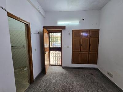 Bedroom Image of 1150 Sq.ft 3 BHK Apartment / Flat for sale in Patparganj New Delhi for Rs. 22500000