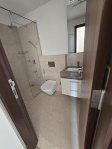 Image of 1350 Sq.ft 3 BHK Apartment / Flat for rent in Piramal Mahalaxmi, Mahalakshmi, Mumbai for Rs. 280000