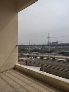 Bedroom Image of 435 Sq.ft 1 RK Apartment / Flat for rent in Paramount Golfforeste Villas, Surajpur Greater Noida for Rs. 15300