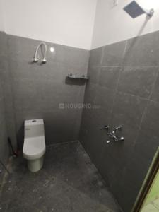Bathroom Image of 1500 Sq.ft 3 BHK Builder Floor for rent in Sultanpur Road Lucknow for Rs. 13500
