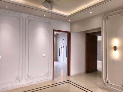 Living Room Image of 1500 Sq.ft 3 BHK Independent House for sale in DLF Phase 2 Gurgaon for Rs. 100000000