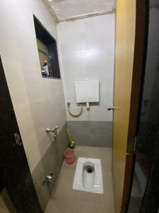 Bathroom Image of 650 Sq.ft 2 BHK Apartment / Flat for sale in Sion Mumbai for Rs. 18500000