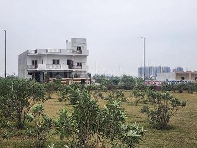 Image of 205 Sq.ft Residential Plot / Land for sale in Sector 25 YEIDA, Greater Noida for Rs. 16400000