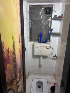 Bathroom Image of 750 Sq.ft 2 BHK Apartment / Flat for rent in Bhayandar East Mira Bhayandar for Rs. 22000
