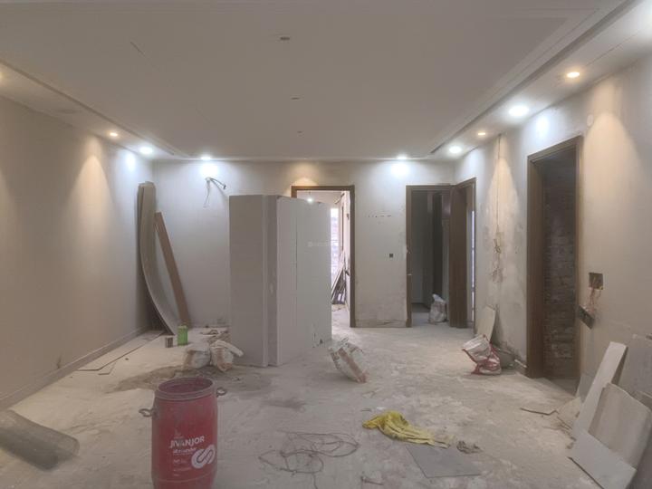 Rohini Extension Main Image 1