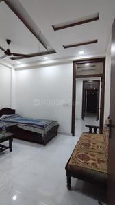 Bedroom Image of 1350 Sq.ft 2 BHK Builder Floor for rent in Govind Nagar Railway Colony Kanpur for Rs. 20000