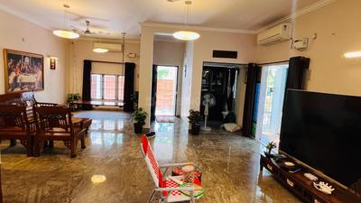 Hall Image of 3500 Sq.ft 4 BHK Independent House for sale in Uthandi Chennai for Rs. 37500000