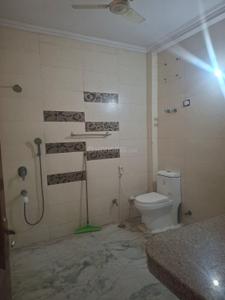 Bathroom Image of 3500 Sq.ft 3 BHK Builder Floor for rent in NDA RWA, Sector 51 Noida for Rs. 63000