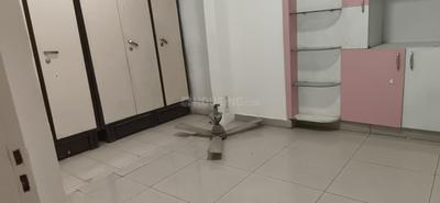 Bedroom Image of 1450 Sq.ft 2.5 BHK Apartment / Flat for sale in Panchsheel Wellington, Crossings Republik Ghaziabad for Rs. 9700000