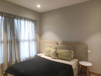 Bedroom Image of 1200 Sq.ft 2.5 BHK Apartment / Flat for rent in Raheja Acropolis, Chembur Mumbai for Rs. 100000