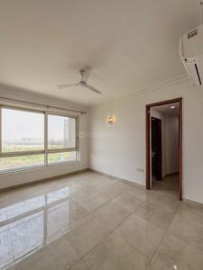 Bedroom Image of 2800 Sq.ft 3 BHK Apartment / Flat for sale in Jaypee The Kalypso Court, Sector 128 Noida for Rs. 48000000