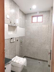 Common Bathroom Image of 1400 Sq.ft 4 BHK Builder Floor for sale in Suraj Vihar New Delhi for Rs. 12800000