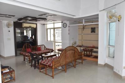 Hall Image of 3000 Sq.ft 4 BHK Apartment / Flat for sale in Omaxe Heights , Gomti Nagar Lucknow for Rs. 25500000