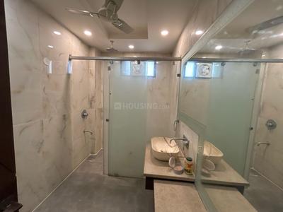 Bathroom Image of 1585 Sq.ft 2.5 BHK Apartment / Flat for sale in Tata Gurgaon Gateway, Sector 112 Gurgaon for Rs. 17900000