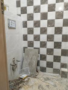 Common Bathroom Image of 450 Sq.ft 2 BHK Builder Floor for sale in Shastri Nagar New Delhi for Rs. 5800000