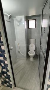 Bathroom Image of 490 Sq.ft 1 RK Apartment / Flat for rent in Keshtopur Kolkata for Rs. 7000