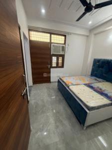 Bedroom Image of 400 Sq.ft 1 BHK Builder Floor for rent in Sector 23 Dwarka New Delhi for Rs. 21000