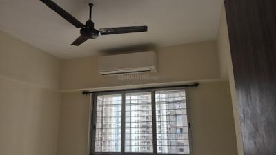 Bedroom Image of 1020 Sq.ft 2 BHK Apartment / Flat for rent in Lodha Amara, Kolshet Thane for Rs. 38000
