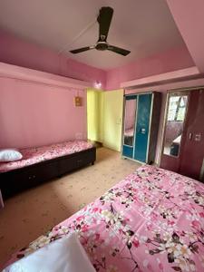 Bedroom Image of Sumit's pg  in Borivali East, Mumbai