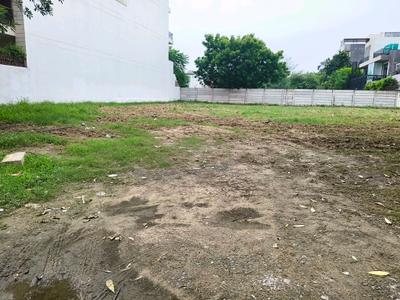 Image of 360 Sq.ft Residential Plot / Land for sale in Unitech Nirvana Country, Sector 50, Gurgaon for Rs. 159500000