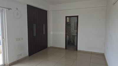 Bedroom Image of 1495 Sq.ft 3 BHK Apartment / Flat for sale in Gulshan Ikebana, Sector 143 Noida for Rs. 21500000