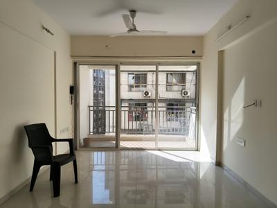 Living Room Image of 1100 Sq.ft 3 BHK Apartment / Flat for sale in Shaunak Krishna Bhuvan CHS, Dadar East Mumbai for Rs. 55000000