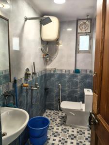 Image of 1000 Sq.ft 2 BHK Apartment / Flat for rent in Bathal apartment, Patparganj, New Delhi for Rs. 30000