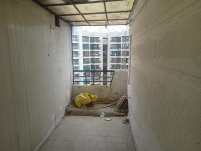 Balcony Image of 2000 Sq.ft 4 BHK Apartment / Flat for sale in Mahagun Mansion Phase 1 and 2, Indirapuram Ghaziabad for Rs. 23000000