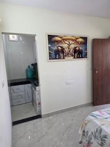 Bedroom Image of 1500 Sq.ft 1 BHK Builder Floor for rent in Alaknanda New Delhi for Rs. 28000