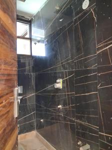 Common Bathroom Image of 1550 Sq.ft 4 BHK Apartment / Flat for sale in JMD Siddhi Vinayak, Sector 73 Noida for Rs. 8500006