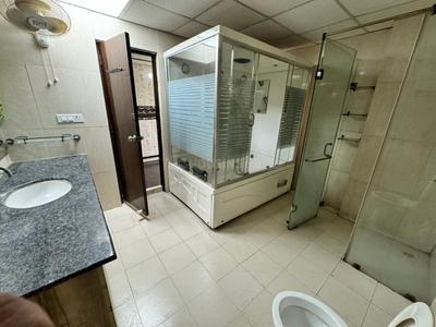 4 BHK Fully Furnished Flat