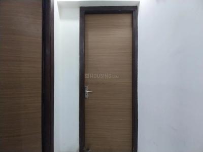 Bathroom Image of 2300 Sq.ft 4 BHK Apartment / Flat for sale in Saya Gold Avenue, Indirapuram Ghaziabad for Rs. 32000000