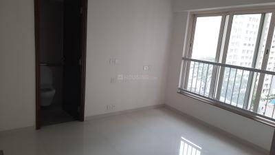 Bedroom Image of 950 Sq.ft 2 BHK Apartment / Flat for rent in Kalpataru Vivant, Jogeshwari East Mumbai for Rs. 65000