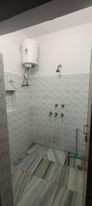 Bathroom Image of 1100 Sq.ft 2 BHK Villa for rent in Gomti Nagar Lucknow for Rs. 17000